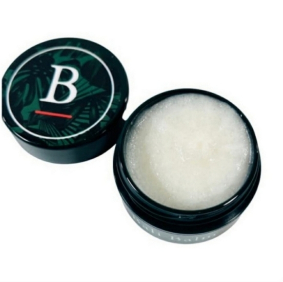 ๐2/$20 Bali Balm Pineapple Lip Scrub - Picture 6 of 7